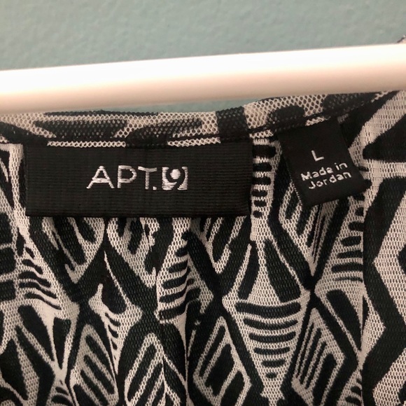 🔥3/15🔥Sheer blouse. - Picture 2 of 5